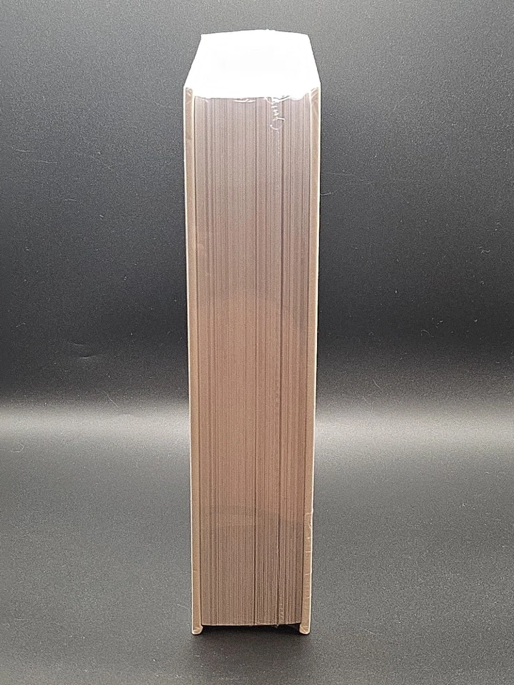 Invincible Compendium Vol 1 HC 精装密封 — 第 4/4 张图片