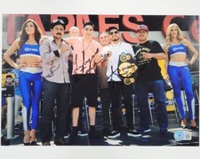Leo Santa Cruz ~ Jose Santa Cruz ~ Abner Mares signed 8x12 photo ~ Beckett BAS