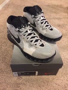 nike kyrie 1 bhm