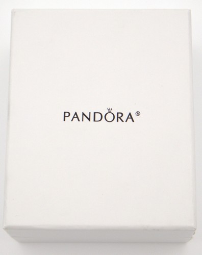 Pandora 2015 Limited Edition Porcelain Snowflake Ornament with Original Box - Picture 8 of 9