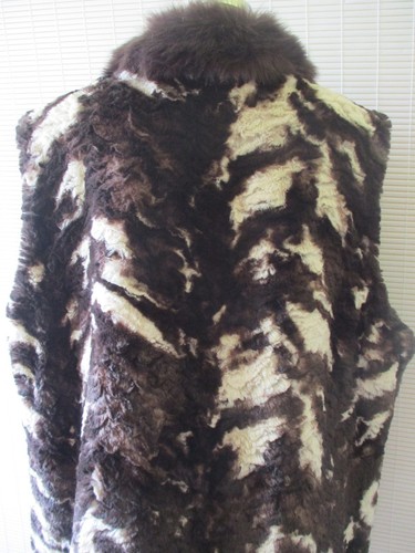 ADRIENNE LANDAU BROWN & BEIGE DESIGN FAUX FUR SLEEVELESS VEST SIZE 3 X - NWT - Picture 9 of 10