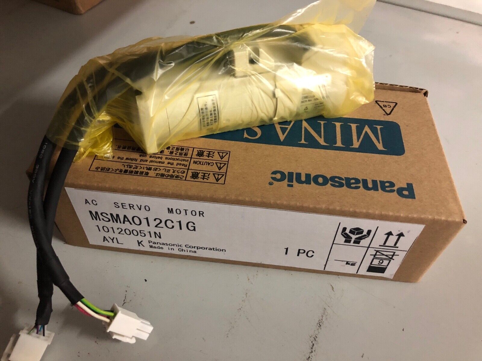 AC SERVO MOTOR MSMA012C1G NEW GENUINE One Year Warranty #A6-4