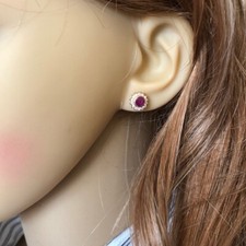 NWT Small 14K Solid Yellow Gold Natural Red Rubies CZ Stud Earrings - E131