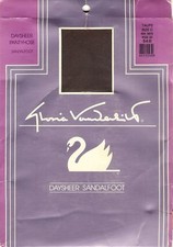 NEW Gloria Vanderbilt Daysheer Taupe Sandalfoot Reinforced Panty Pantyhose Sz C
