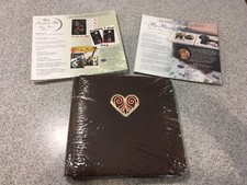 Creative Memories Flex-Hinge Chocolate Brown with Heart Coverset 7 x 7 Album