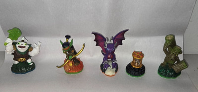 Skylanders Spyro's Adventure Lot Of 33 Figures Bulk Purchase UNTESTED AS IS