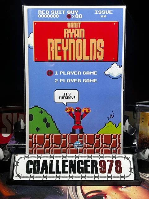 RYAN REYNOLDS #1 Matthew Waite SIGNED Trade-Dress w/ COA - #41/125