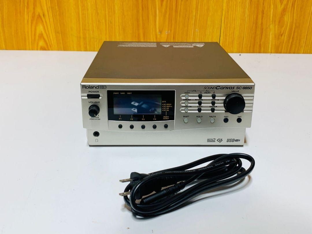 ROLAND SC-8850 Sound Canvas MIDI Sound Module Synthesizer