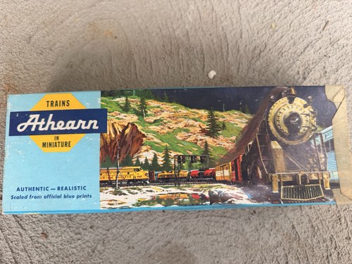 Locomotora diésel vintage Athearn escala HO CN Zebra #5647 en caja sin probar | Condition: Used