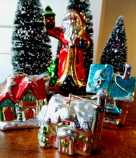 Rare Vtg Dolgencorp? Porcelain Metalic Christmas Santa/Houses Ornaments Lot of 4