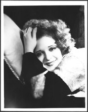 CLARA BOW VINTAGE ORIGINAL PHOTO HOLLYWOOD BEAUTY ACTRESS STUNNING AMAZING POSE