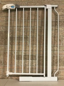 regalo flexi extra wide baby gate