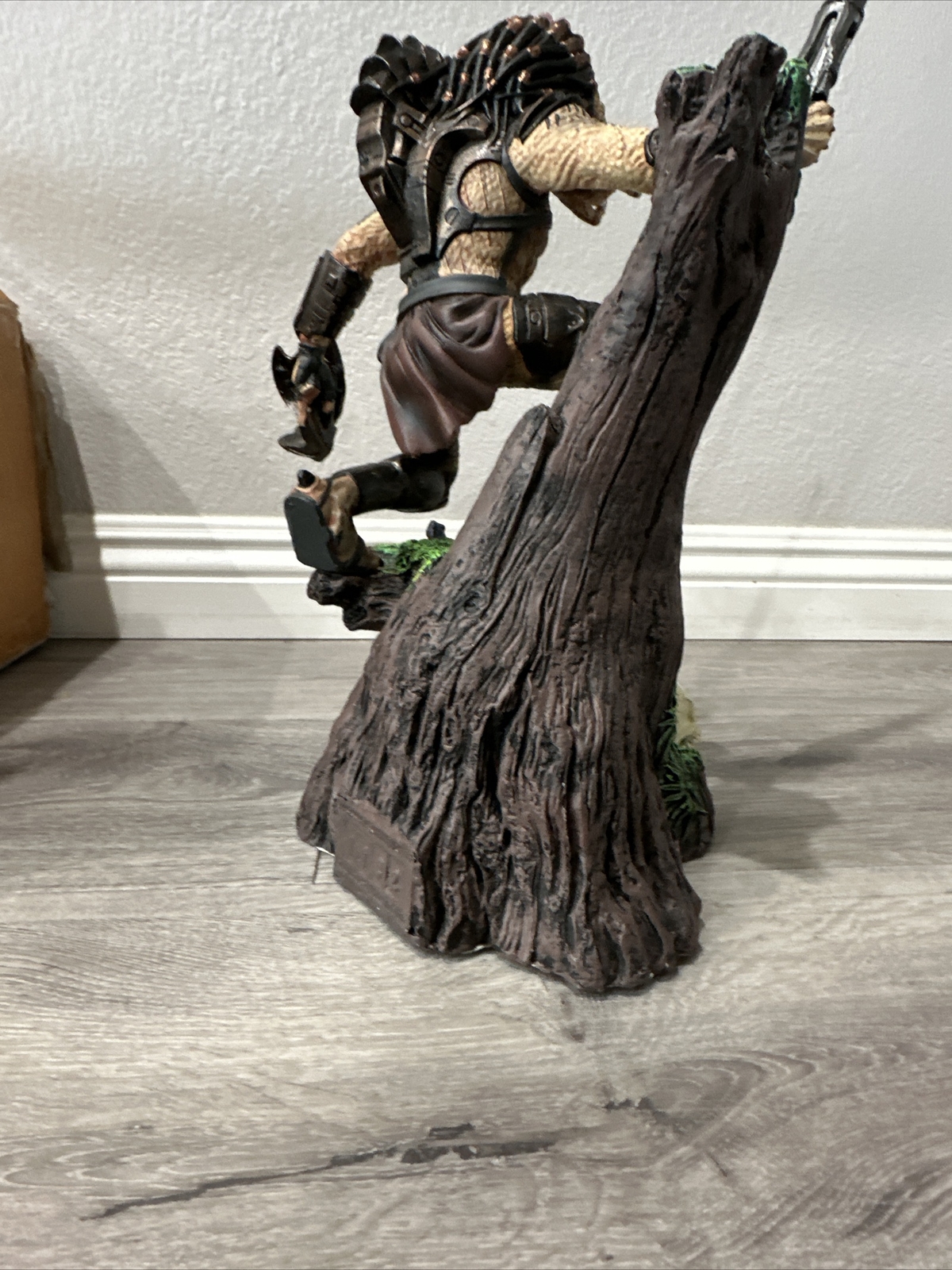 Picture 9 of 24