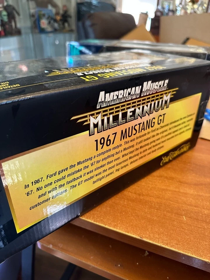 S-4 1967 ERTL AMERICAN MUSCLE FORD MUSTANG GT MILLENNIUM1 1:18 - новый - Изображение 3 из 3