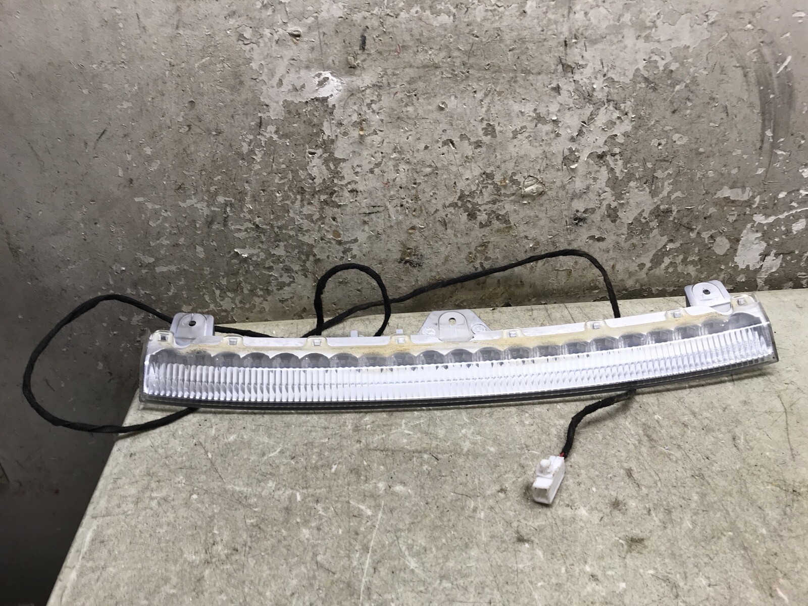 14 15 16 17 Maserati Quattroporte Emergency Third 3rd Brake Light Lamp