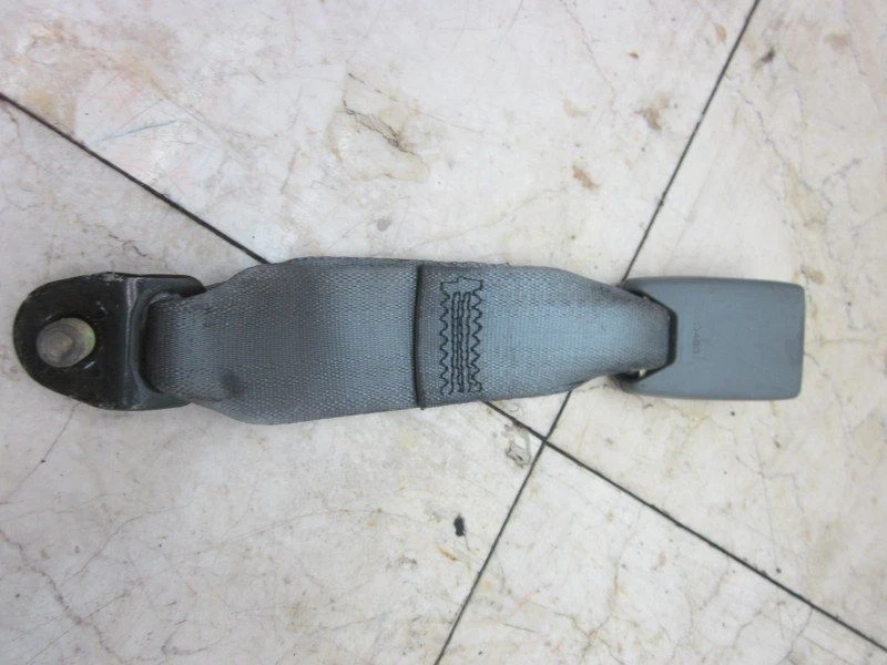1999-2003 Mitsubishi Galant Left Driver Side Rear Back Seat Belt Seatbelt Buckle - Image 3 of 4