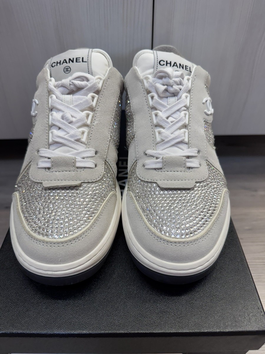 CHANEL 23C Strass Crystal Gray Suede SNEAKERS EU 38.5 G39800 CHANEL 23C Strass Crystal Gray Suede SNEAKERS EU 38.5 G39800