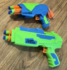 Dart Zone Lot of 2 Double Barrel Foam Dart Blasters Green/Blue w/ Green Darts
