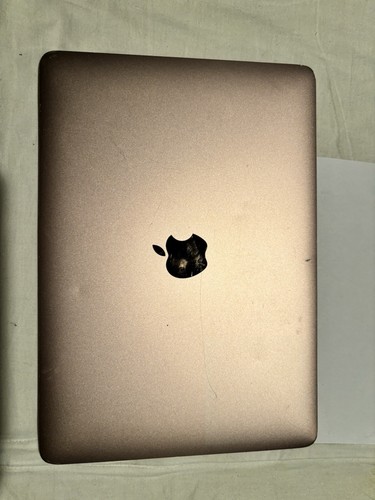 Apple MacBook Air 13.3" (256GB SSD, Intel Core i3 10th Gen., 1.10 GHz, 8GB)... - Picture 2 of 7