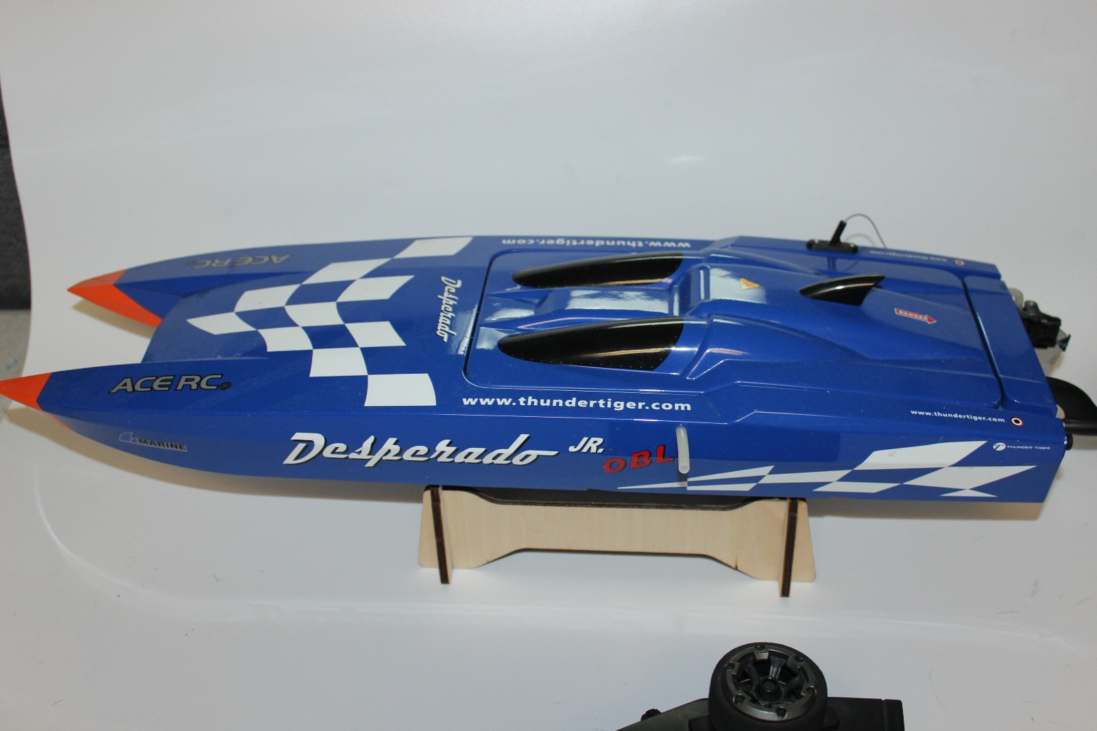 Picture 2 of 6
