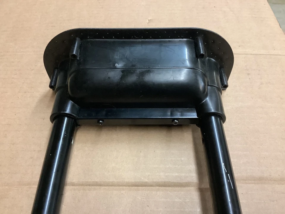 Tumi Dakota Telescoping Handle - Image 2 of 4