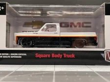 M2 Machines Square Body Truck 1979 Chevrolet Scottsdale Chevy Sport