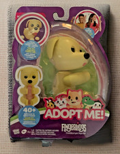 Fingerlings X ADOPT ME Interactive Dog 40 Sounds and Reactions