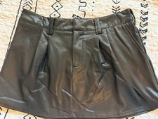 NWOT BLACK PLEATHER MINI SKIRT M MEDIUM SKY TO MOON.