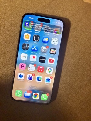 Apple iPhone 15 128 GB Schwarz mit OVP