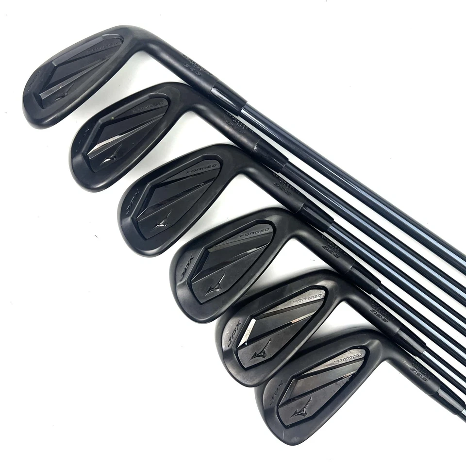 Mizuno JPX925 Black Forged Irons / 6-GW / Recoil Dart 60 Senior Flex - Image 2 of 4
