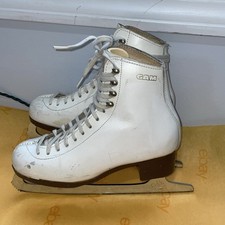 GAM Figure Skates White Women  s Size 5