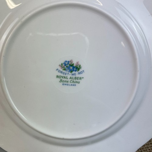 ROYAL ALBERT 'FORGET-ME-NOT' BONE CHINA TEA CUP SAUCER SIDE PLATE TRIO -1 - Picture 6 of 6