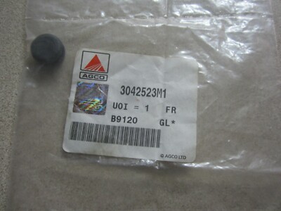 Agco 3042523M1 Plug 