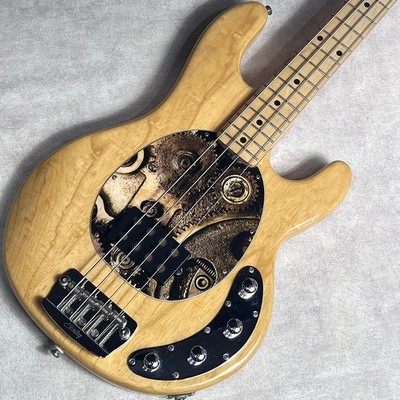 Sterling by MUSIC MAN RAY 34 / E-Bassgitarre mit SC