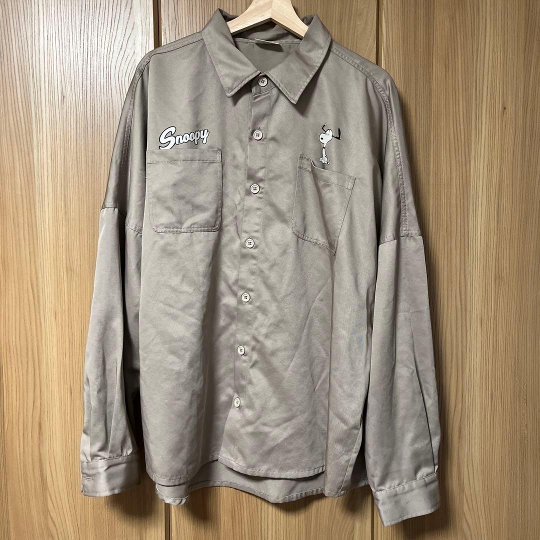 Universal Studios Peanuts Snoopy Embroidered Long… - image 1