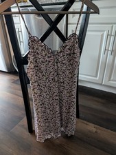 Pretty American Eagle Outfitters New Floral Dress Size Medium 