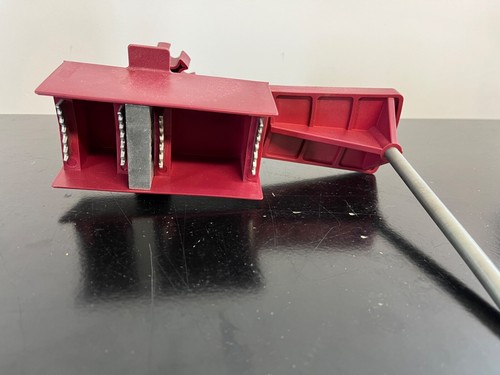 BRADY Universal Ball Valve Lockout pt# 65401 - Picture 6 of 8