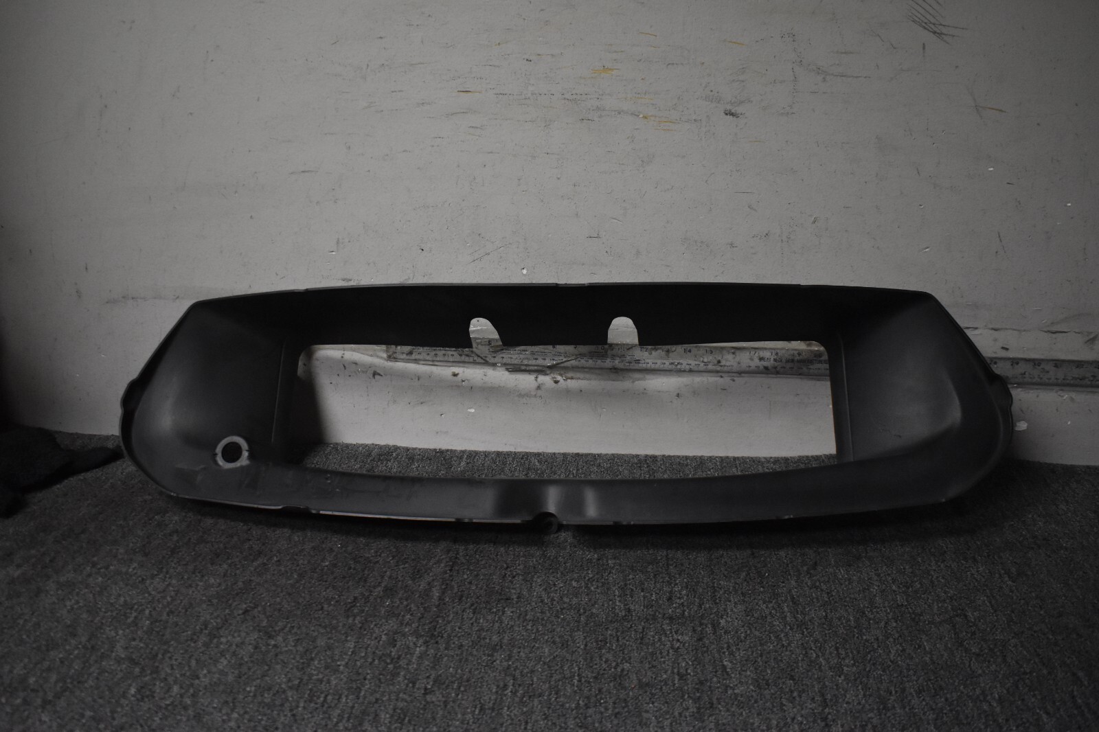 2017-2019 MASERATI GHIBLI FRONT LOWER AIR DUCT FACTORY OEM