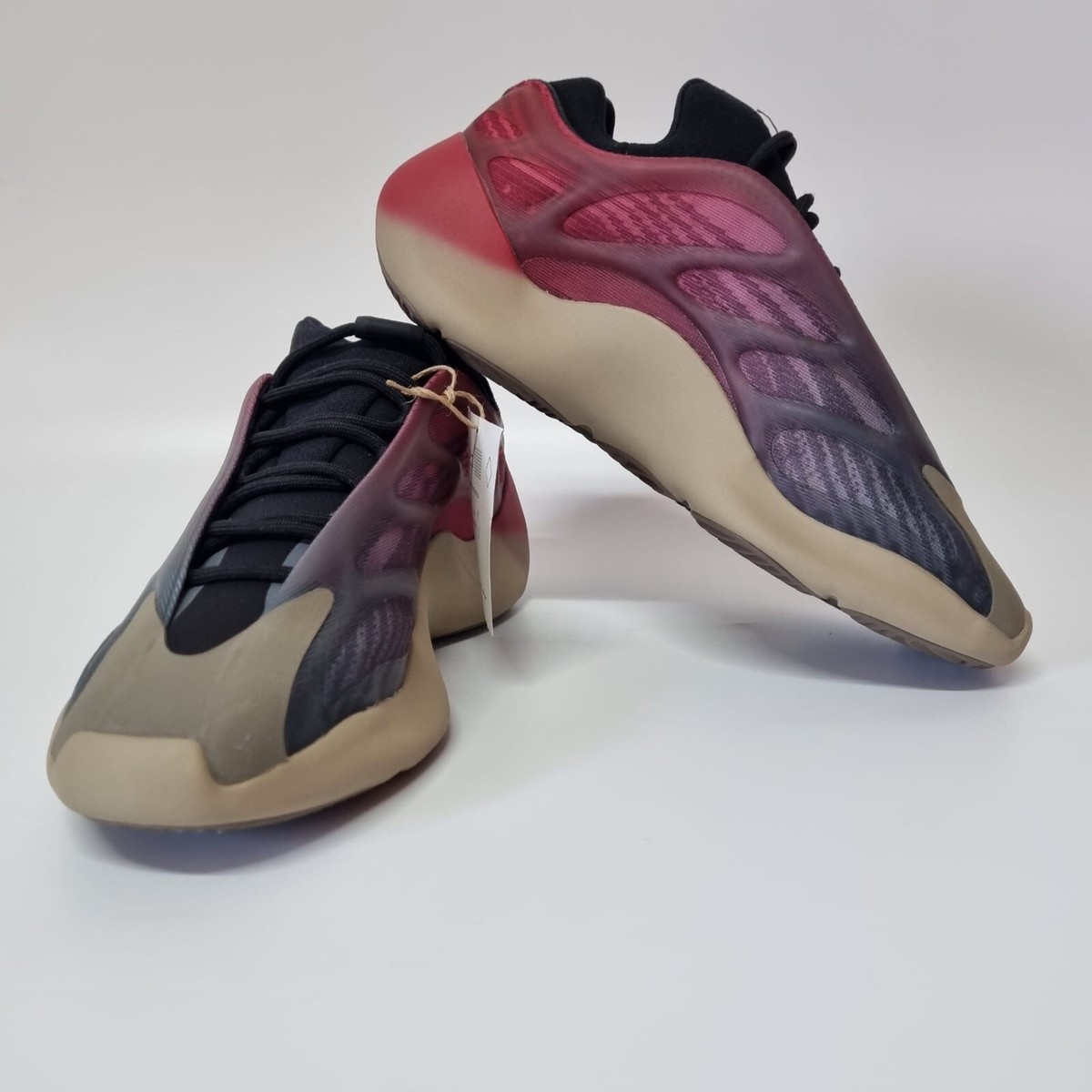 Adidas Yeezy 700 V3 Fade Carbon Purple Grey Pink Red Brow