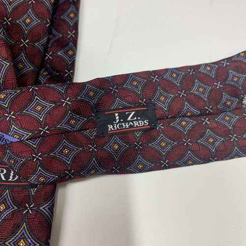 JZ Richards 100% Silk Tie Burgundy Woven Geometric Pattern 60.5” - Picture 5 of 7