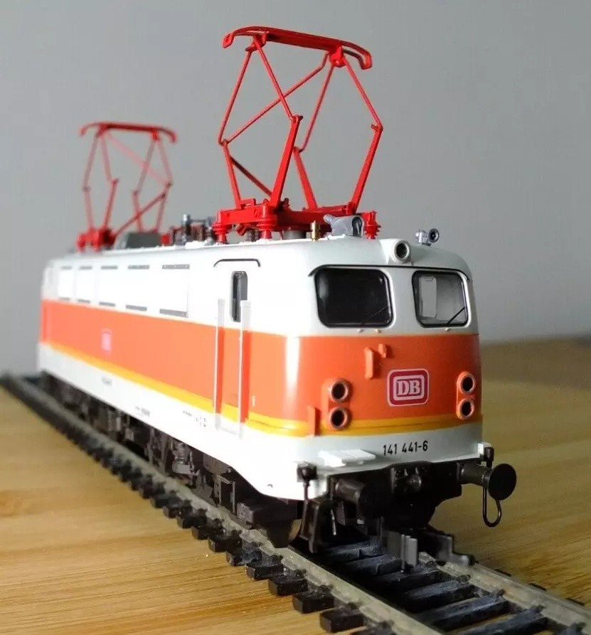 Fleischmann ドイツ鉄道　HOゲージ　3両セット 61tLEC6O+kL._UF894,1000_QL80_.jpg