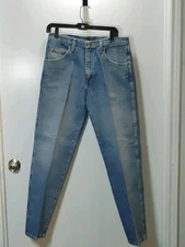 Wrangler Jeans Mens 33x32 Straight Fit Medium Wash Western Wear Casual Comfort