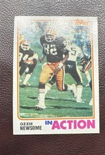 1982 Topps - In Action Ozzie Newsome #68