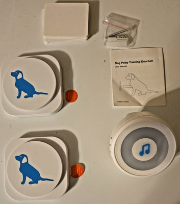 Smart wireless door bell for dog Satisure Great Condition Two buttons