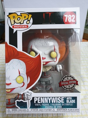 pennywise with blade
