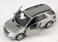 Blitz Versand Mercedes Ml 350 Silber / Silver Welly Modell Auto 1:34-39 Neu Ovp