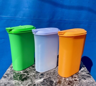 Tupperware Pitcher 2 L / 2qt With Hermetic Seal Different Colors New