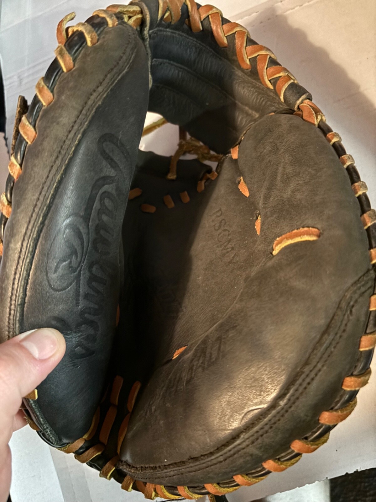 Rawlings Lite Toe Renegade Fastback RHT Catchers Mitt Glove Baseball