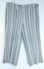 WOMANS TURQUOISE STRIPED CAPRI PANTS