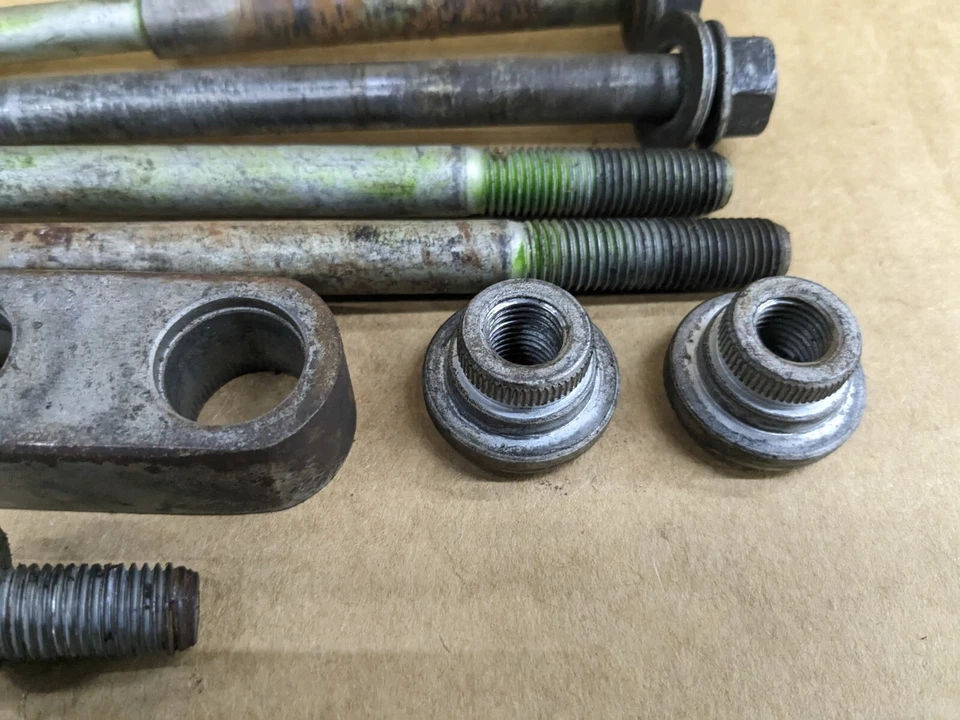 Mazda Miata 1990-2005 PPF marco de planta de energía pernos diferencial transmisión manual OEM Foto 3 de 4